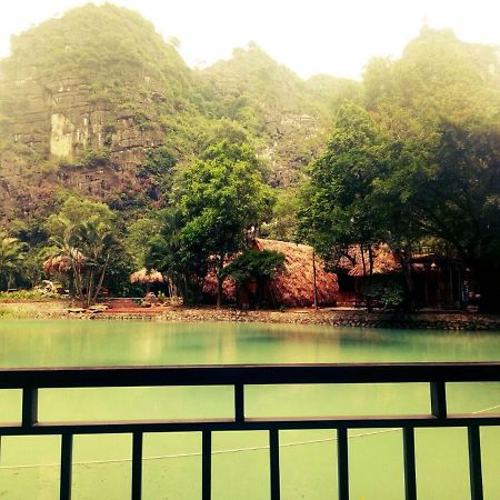 Linh Linh Homestay 宁平 外观 照片